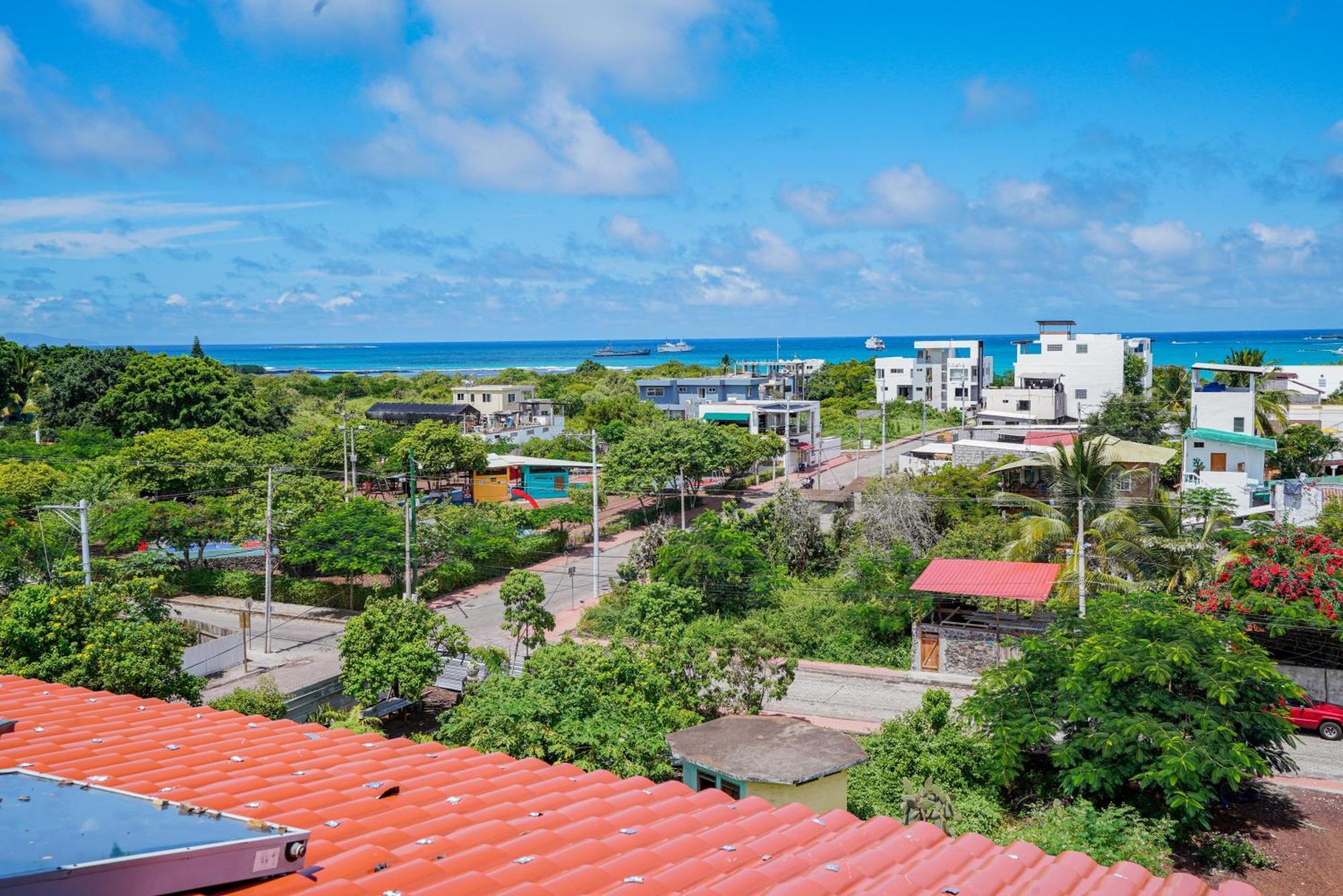 Galapagos Verde Azul Puerto Ayora  Exteriör bild